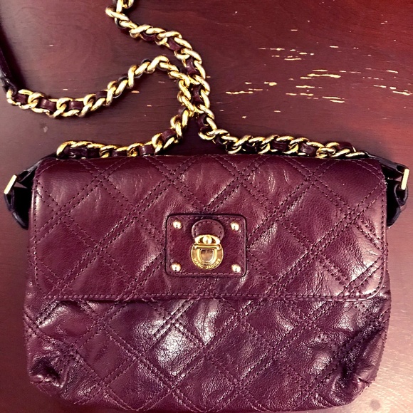 Marc Jacobs Handbags - Marc Jacobs XL Leather Burgundy Crossbody